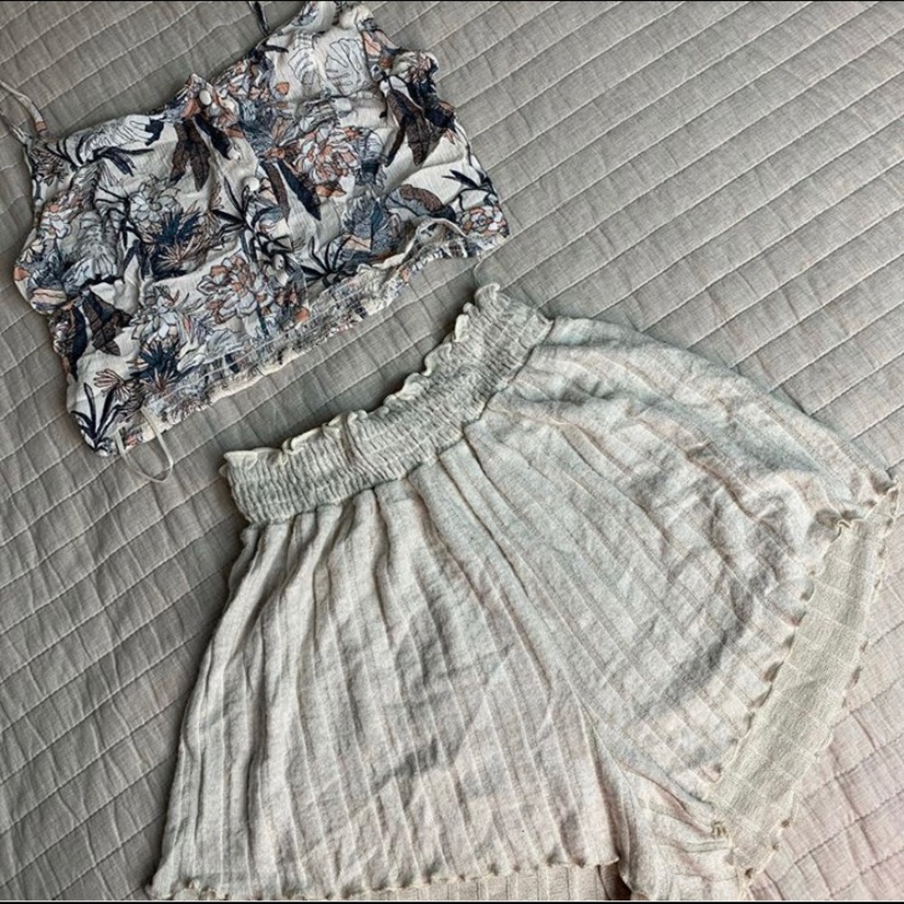 Kendall and Kylie crop top